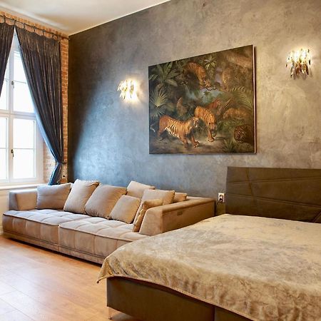 Heart In The Old Town Apartment Bratislava Exterior foto